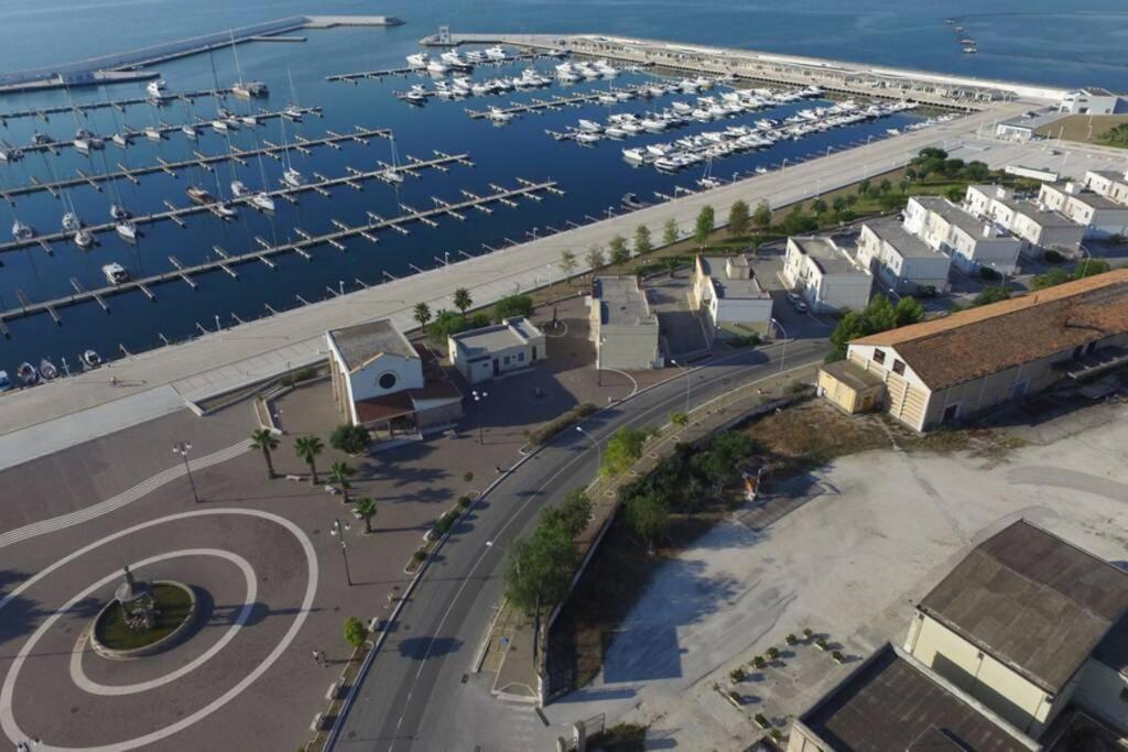 Villa Domus Elegans in Centro Manfredonia Exterior foto